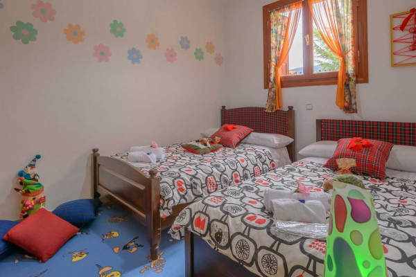bedroom-kids7E03CBE4-8A02-059F-3C6D-6CE92E2E64CC.jpg